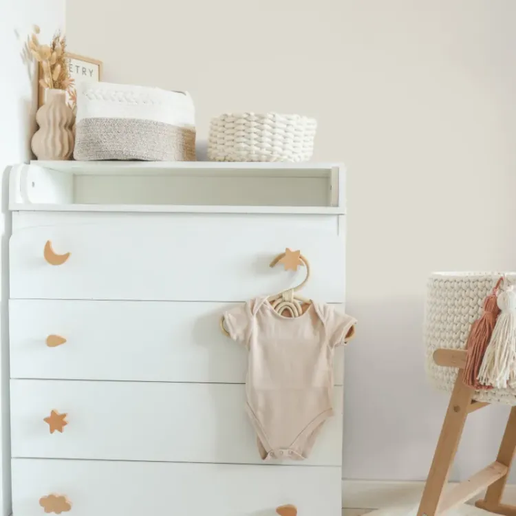 Farba lateksowa Beckers Simple Oatmeal 2,5L plamoodporna do ścian i sufitów