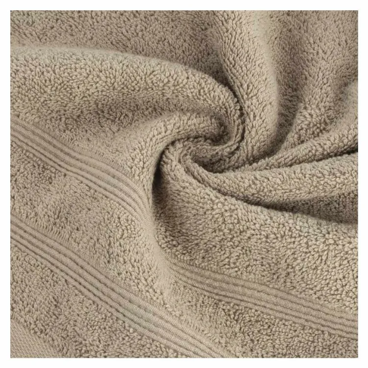 Ręcznik kąpielowy Eurofirany Aline 70x140cm bawełniany 500g/m² z bordiurą beżowy
