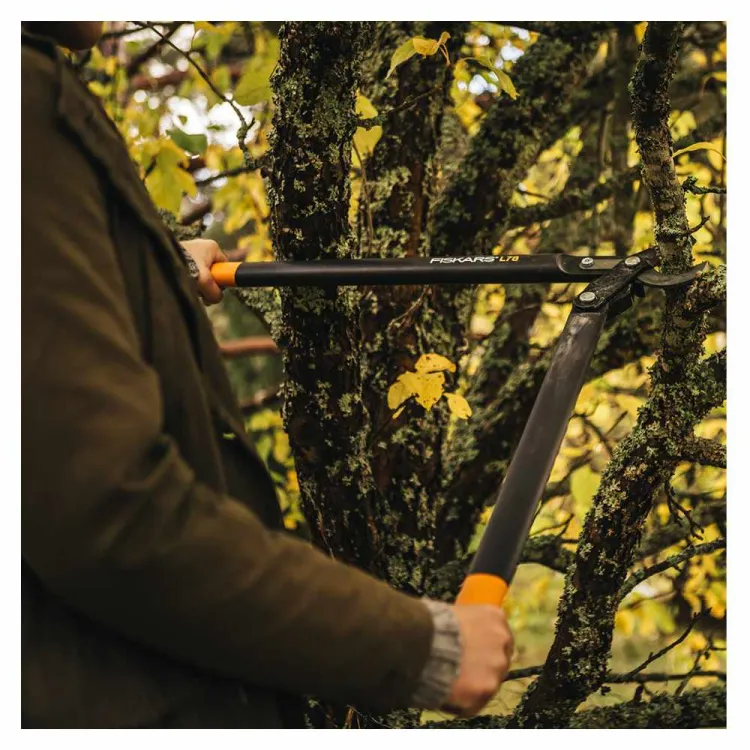Sekator nożycowy do gałęzi Fiskars L70 PowerGear S 38mm dwuręczny FiberComp