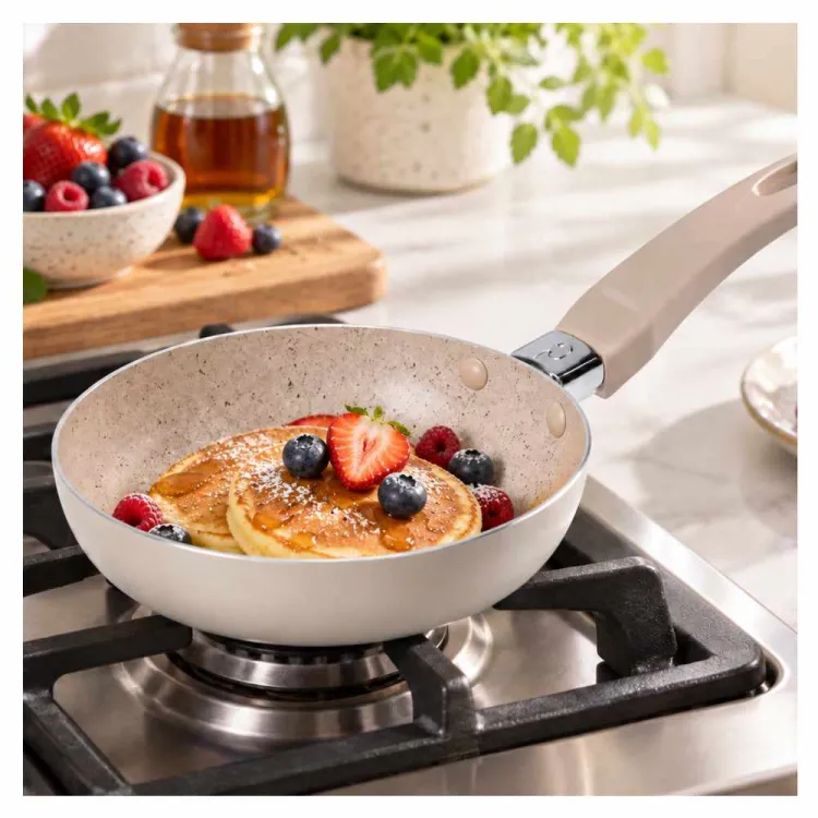 Patelnia aluminiowa 20cm z powłoką nieprzywieralną PTFE beżowa GRANITA