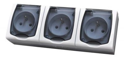 Madera gniazdo potrójne z uziemieniem wieczko przeżroczyste – zdjęcie 1